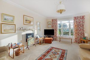 Sitting Room- click for photo gallery